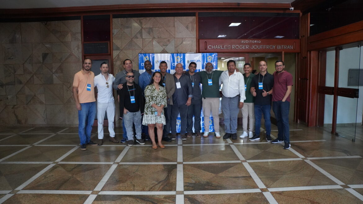 CRT-RJ marca presença no 1º Seminário de Fiscalização do CRT-ES